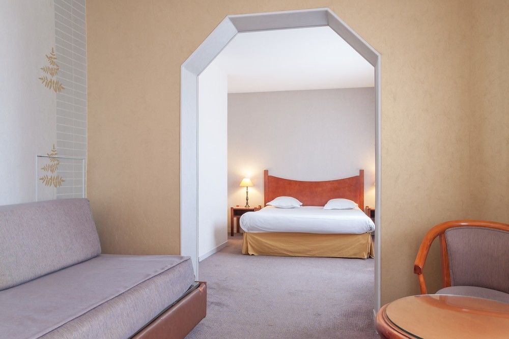 Logis Hotel L'Escargotiere Dijon Sud - เชอโนฟ ภายนอก รูปภาพ