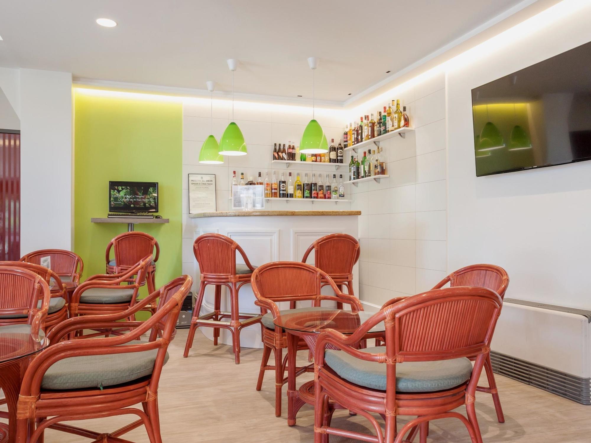 Logis Hotel L'Escargotiere Dijon Sud - เชอโนฟ ภายนอก รูปภาพ